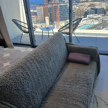 St Julian's Mercury Tower High Floor Studio In The Sky In Tallest Zaha Hadid Tower In Malta Apartment San Ġiljan